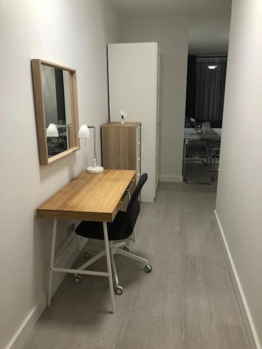 Stunning Apartment In Leeds- Financial District Leeds  Eksteriør billede