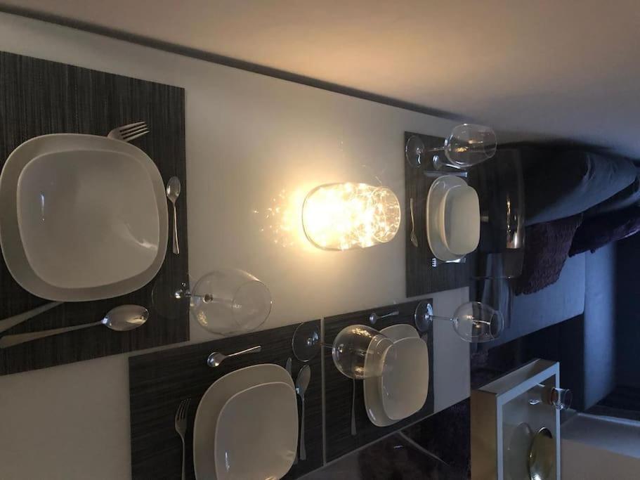 Stunning Apartment In Leeds- Financial District Leeds  Eksteriør billede